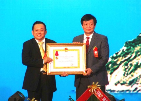 http://media.thethaovanhoa.vn/2015/03/21/20/28/Anh-2-Custom.jpg